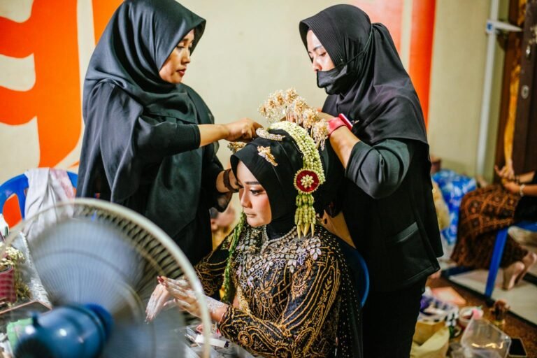 Tradisi Nyongkolan dalam Pernikahan Adat Sasak